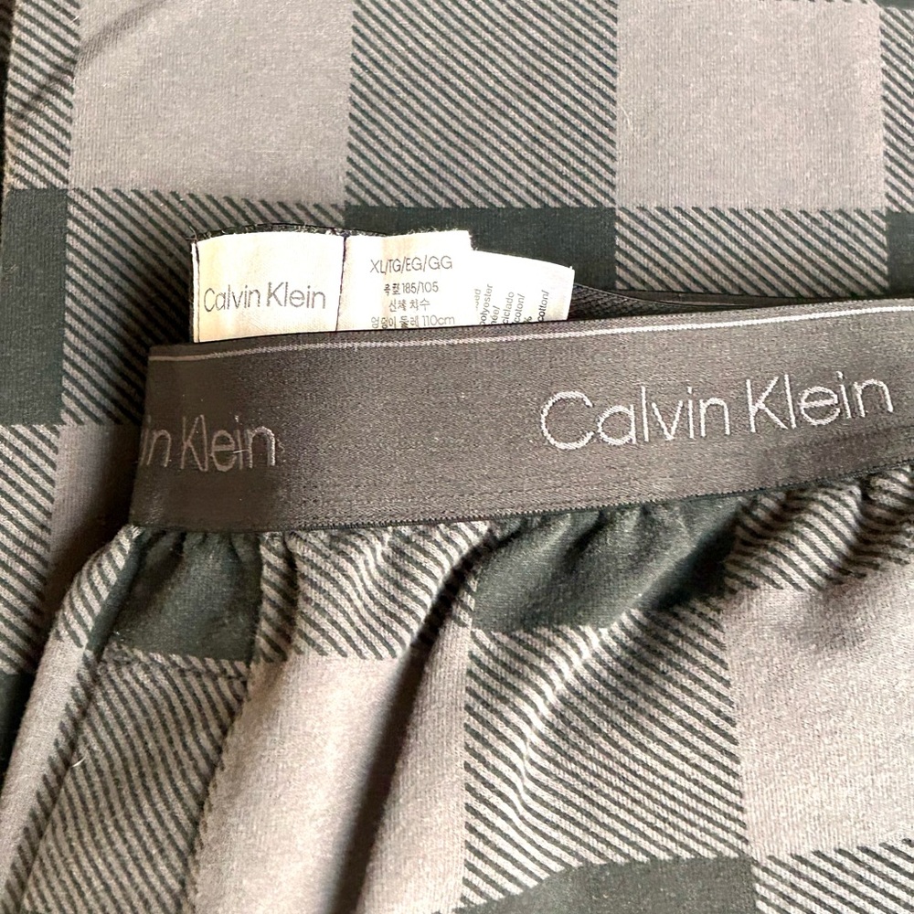 XL Calvin Klein Plaid Pajama Bottoms
